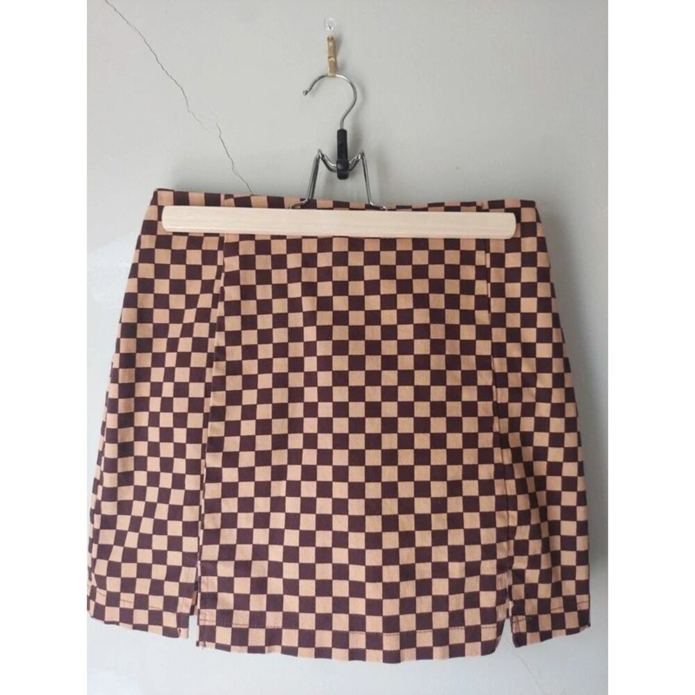 Love on a Hanger brown checkered mini skirt y2k coastal skater preppy academia